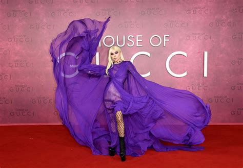 lady gaga sfilata gucci|lady gaga house of gucci.